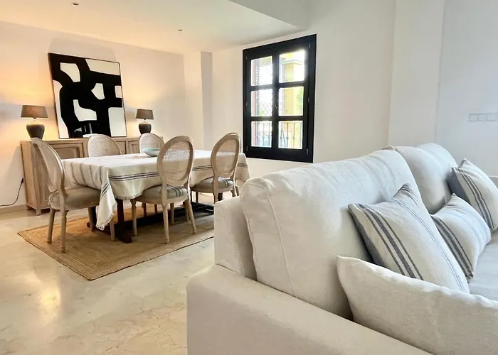 Guadalmina House Tatil Evi *