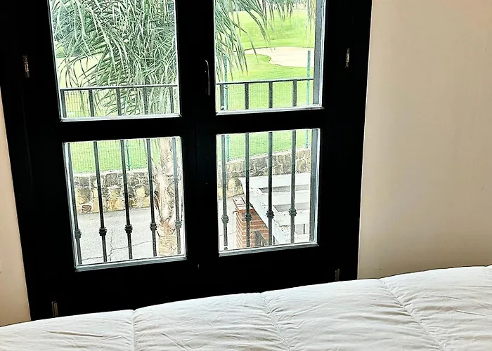 Guadalmina House בית נופש