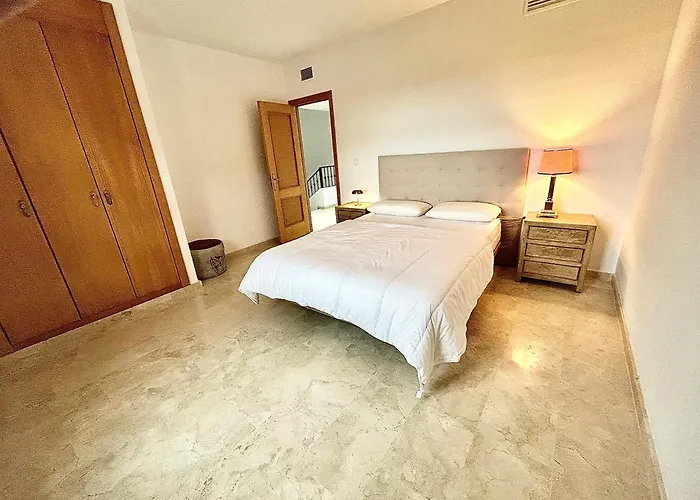 Guadalmina House Holiday home *