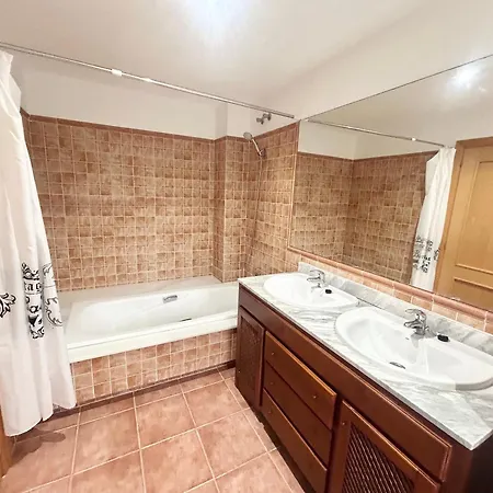 Guadalmina House Марбелья
