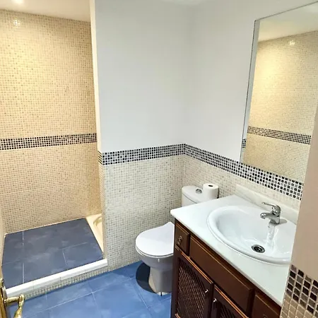 Guadalmina House Будинок відпочинку Марбелья